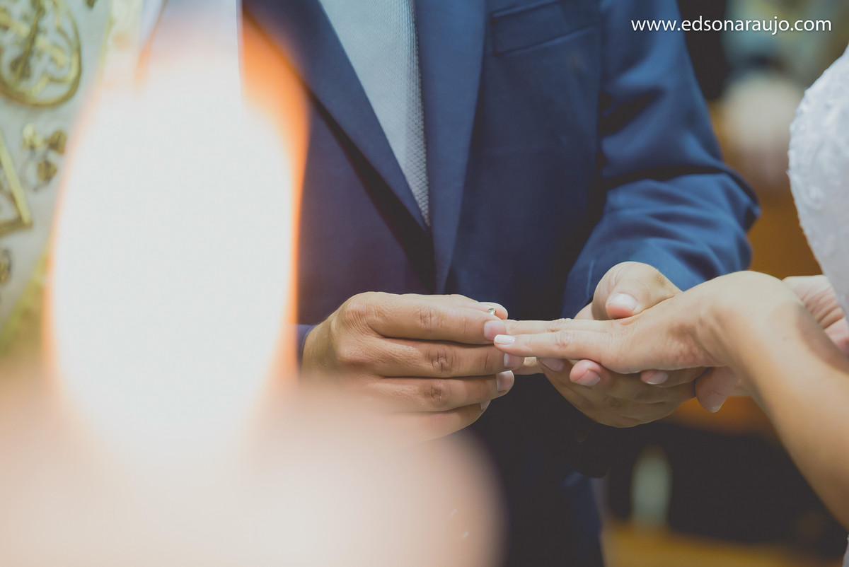 Edson Araujo Fotografias, Casando em João PInheiro - MG, Casamentos em João Pinheiro, Cassia e Luiz Fernando, Igreja São José em João Pinheiro, Fotógrafo de casamentos em João Pinheiro, alianças