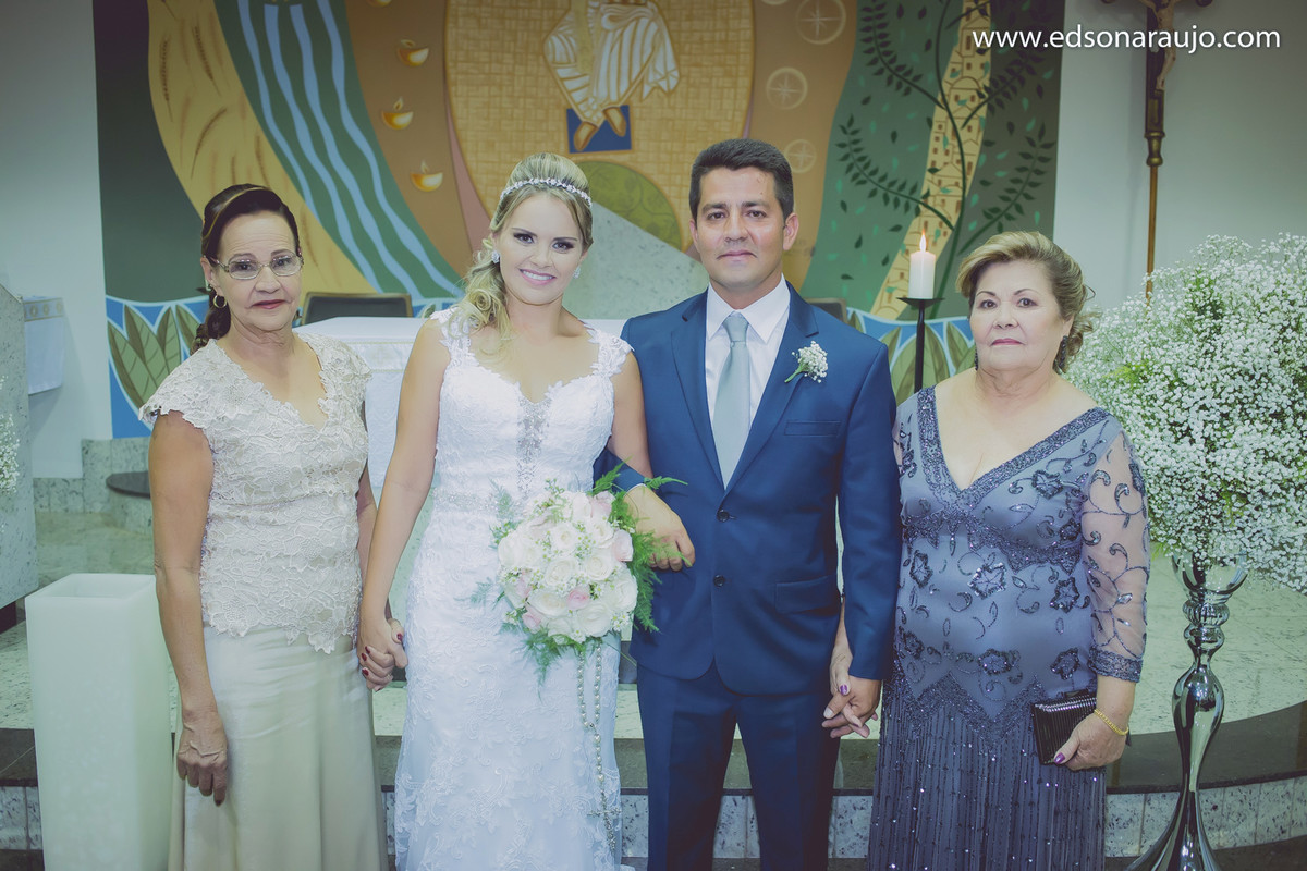 Edson Araujo Fotografias, Casando em João PInheiro - MG, Casamentos em João Pinheiro, Cassia e Luiz Fernando, Noiva chorando, Fotos com emoção, maquiagem de noiva, Melhor fotógrafo em João Pinheiro.