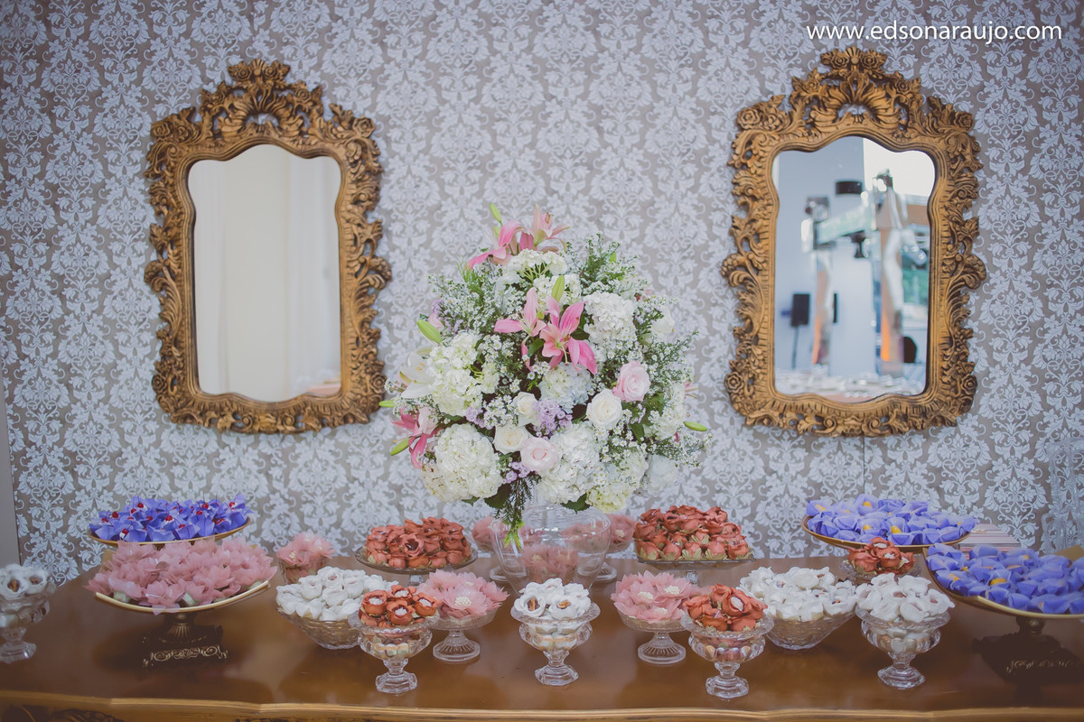 Edson Araujo Fotografias, Casando em João PInheiro - MG, Casamentos em João Pinheiro, Cassia e Luiz Fernando, Namastê em João Pinheiro MG, Bolo de casamento em João Pinheiro, Maquete em João Pinheiro.