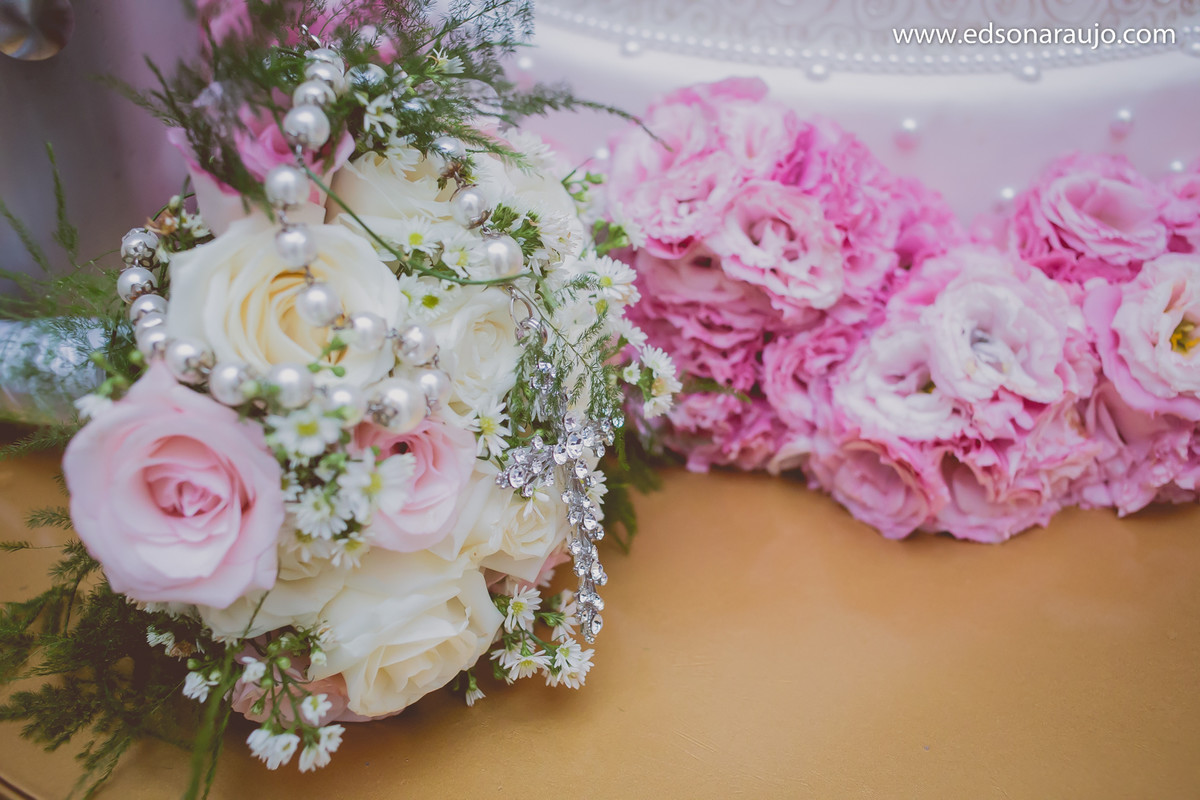 Edson Araujo Fotografias, Casando em João PInheiro - MG, Casamentos em João Pinheiro, Cassia e Luiz Fernando, Namastê em João Pinheiro MG, Bolo de casamento em João Pinheiro, Maquete em João Pinheiro.