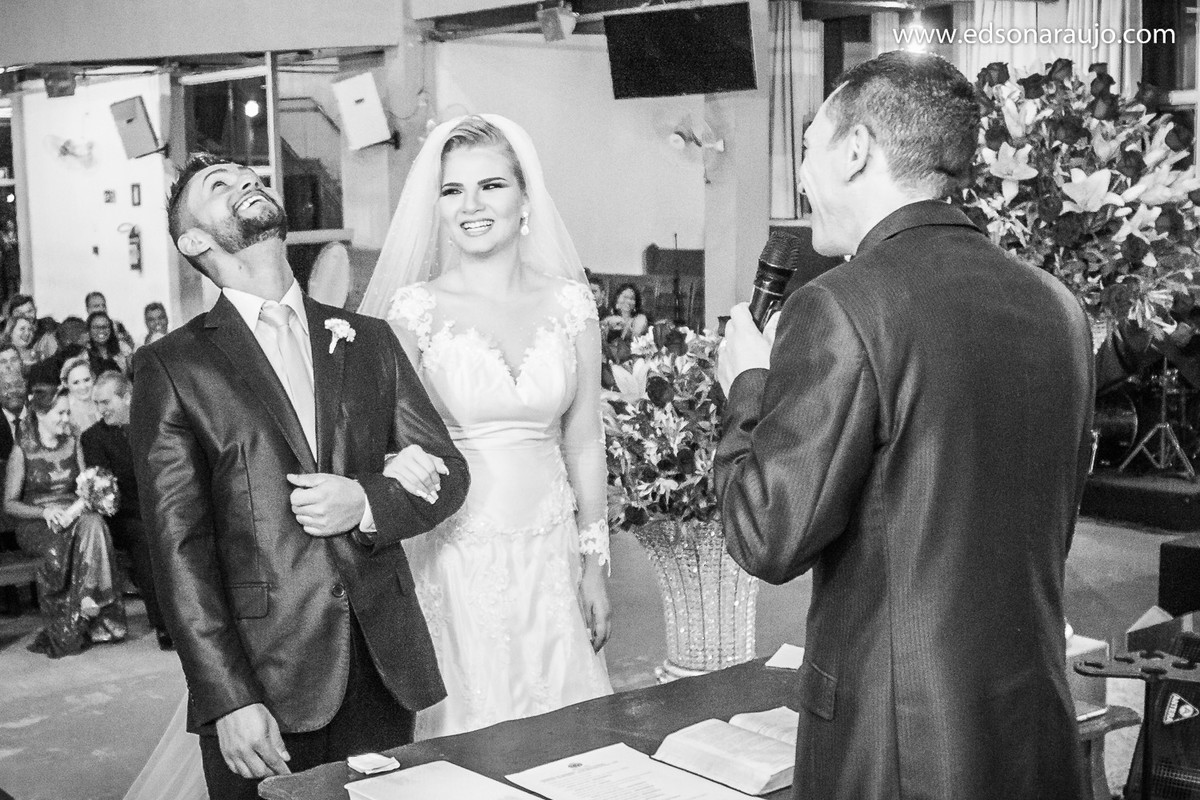 Edson, Edson Araujo Fotografias, Fotografo de casamentos em Betim MG, Casamento em Betim, Noivas Betim, Salão de beleza em Betim, Buquê em Betim, Casal romantico, Estefania e Rafael, Melhor fotografo.