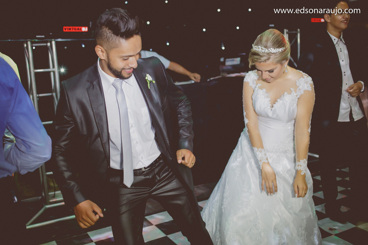 Edson, Edson Araujo Fotografias, Fotografo de casamentos em Betim MG, Casamento em Betim, Noivas Betim, Salão de beleza em Betim, Buquê em Betim, Casal romantico, Estefania e Rafael, Melhor fotografo.