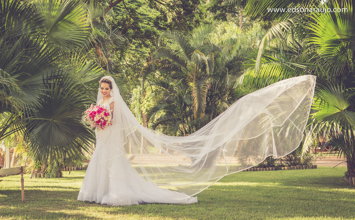 Fotografo Edson Araujo, Edson Araujo Fotografias, Lara e Vinicius Lagoa Grande MG, Casando em Lagoa Grande, Casamento Lara e Vinicius, Viviani Correa, Fotografo de casamentos em Minas Gerais.