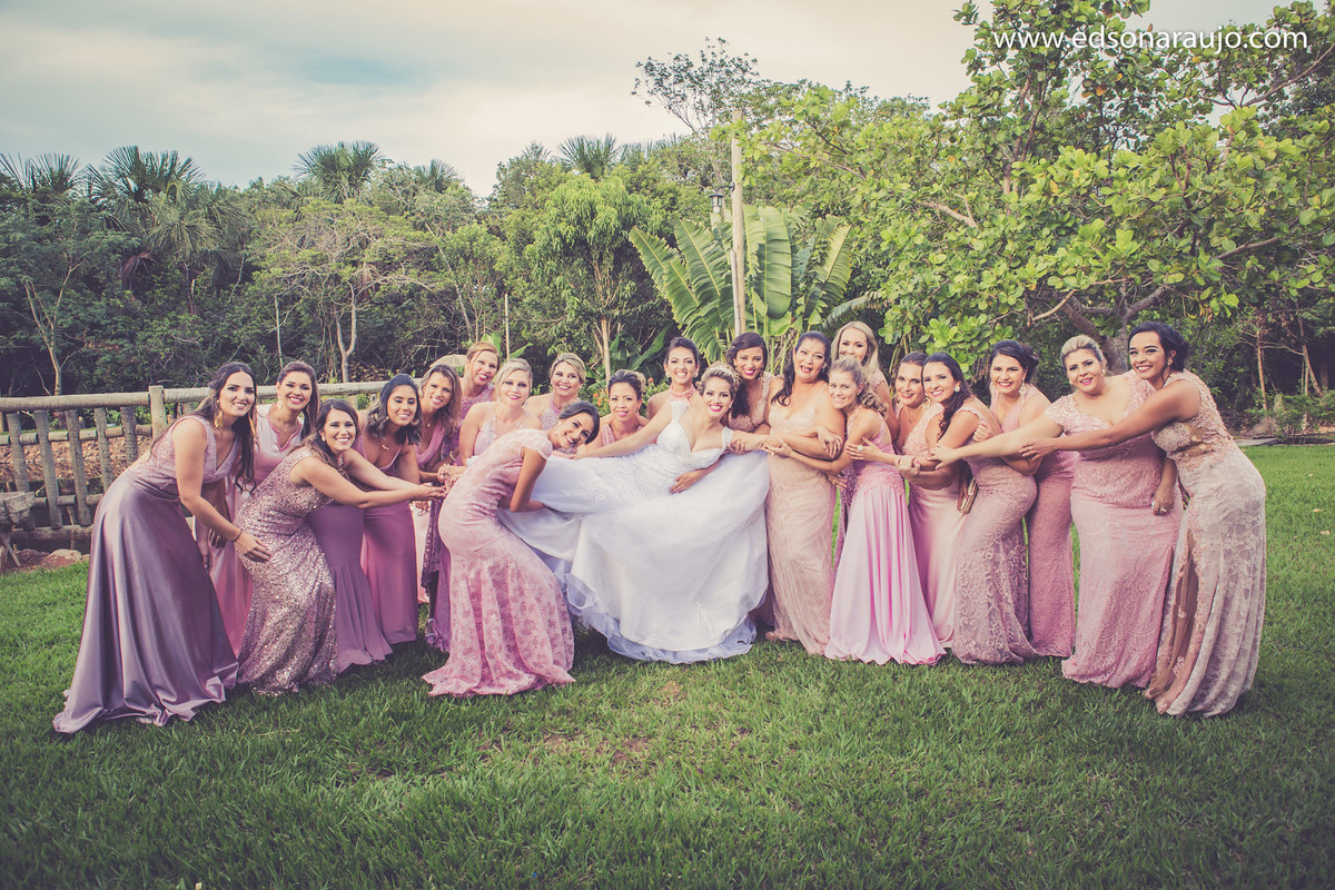 Fotografo Edson Araujo, Edson Araujo Fotografias, Lara e Vinicius Lagoa Grande MG, Casando em Lagoa Grande, Casamento Lara e Vinicius, Viviani Correa, Fotografo de casamentos em Minas Gerais.