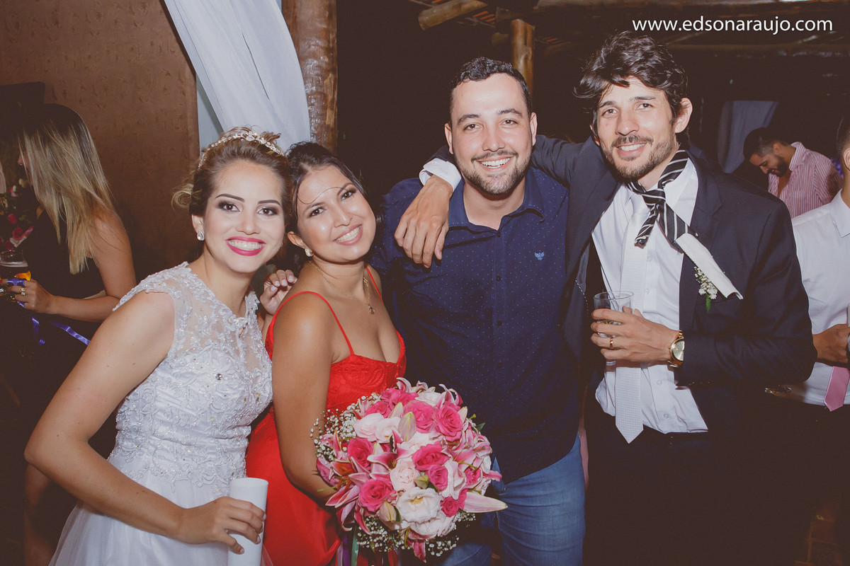 Fotografo Edson Araujo, Edson Araujo Fotografias, Lara e Vinicius Lagoa Grande MG, Casando em Lagoa Grande, Casamento Lara e Vinicius, Viviani Correa, Fotografo de casamentos em Minas Gerais.