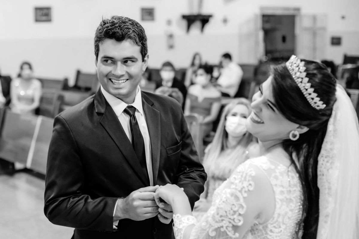 Casamento da Raiane e Ailton em Presidente Olegario. Casamento 2021, Patos de Minas, noivas, noivos, vestido de noiva, fotos de noiva, noiva linda, casamento, noivado, noivei, Igreja Matriz de Presidente Olegário