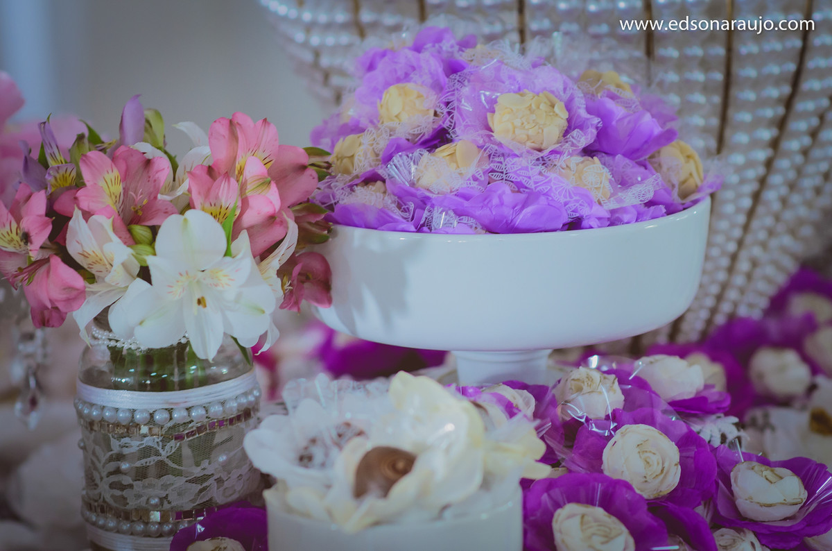 decoração de casamento em Patos de Minas MG, docinhos de casamento, decoração de casamentos, flores para casamento, alianças de casamento, decoração, noiva, noivo, noivos, fotografo de casamento