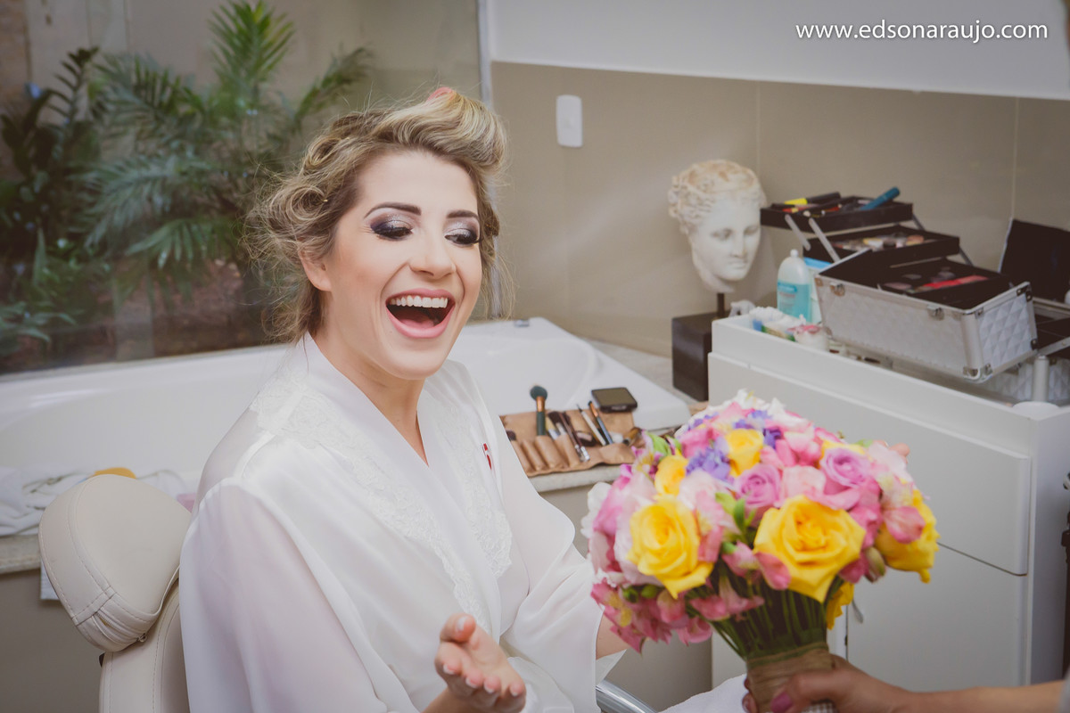 Fabiana e Marcos, casamento em Patos de Minas MG, making of de noiva, salão stella mendonça, noivas patos, make noiva, edson araujo fotografias, edson, edson araujo, fotografo top de casamento.