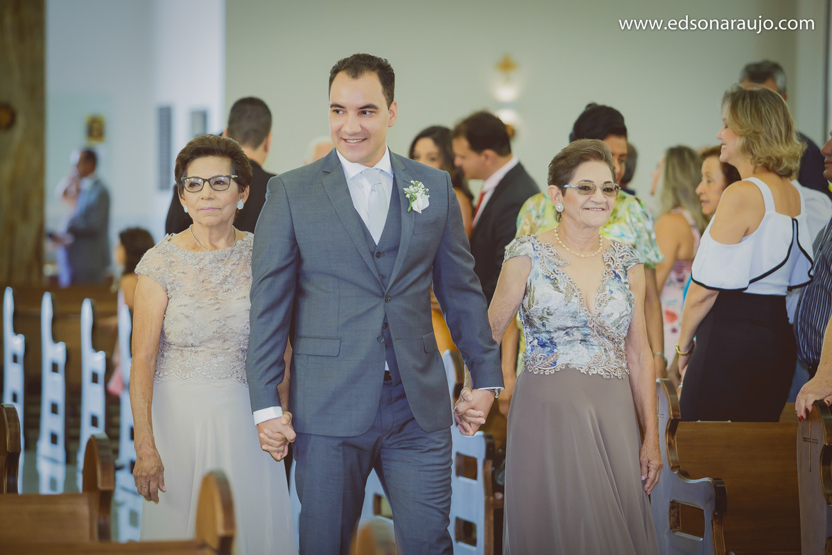 Casando em Patos, Igreja do Rosário, Casamento na igreja do rosário em Patos de Minas MG, fotografo de casamento em patos de minas, FAbiana e Marcos, Marcos e Fabiana, Fotografo de casamentos Jomps