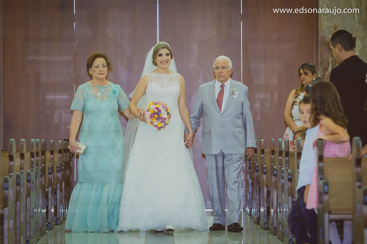 Fabiana e Marcos Patos de Minas MG, Edson Araujo Fotografias, Casando em Patos, Noivas de Patos de Minas, Icasei, Casamentos 2018, Fotografo de casamentos em Patos de Minas, Fotografo de casamentos.