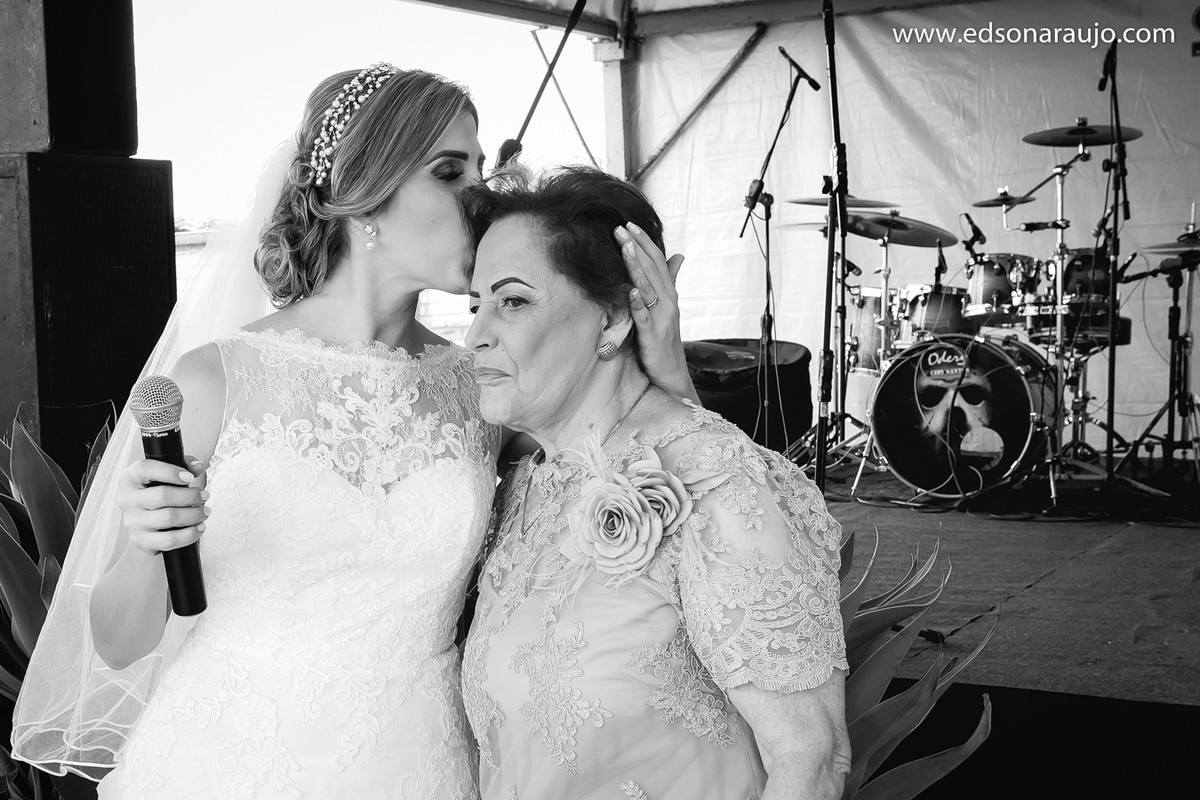 Fabiana e Marcos Patos de Minas MG, Edson Araujo Fotografias, Casando em Patos, Noivas de Patos de Minas, Icasei, Casamentos 2018, Fotografo de casamentos em Patos de Minas, Fotografo de casamentos.