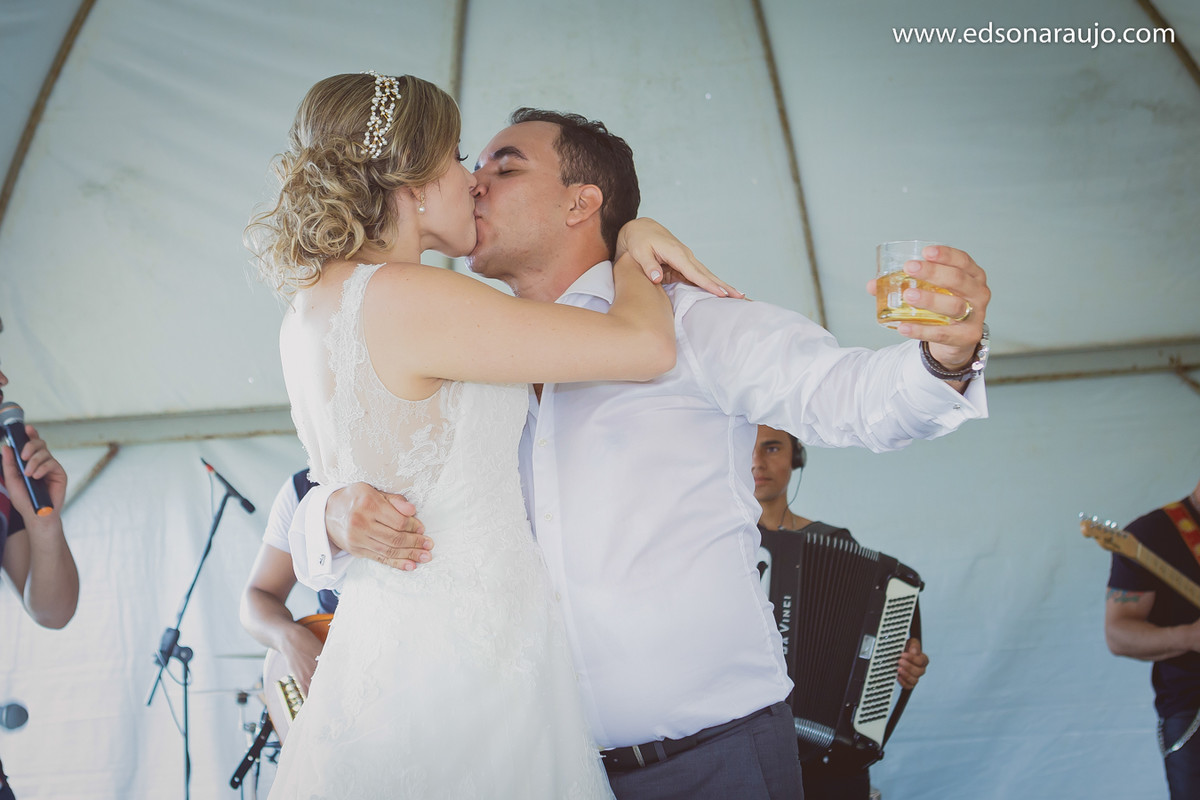 Fabiana e Marcos Patos de Minas MG, Edson Araujo Fotografias, Casando em Patos, Noivas de Patos de Minas, Icasei, Casamentos 2018, Fotografo de casamentos em Patos de Minas, Fotografo de casamentos.
