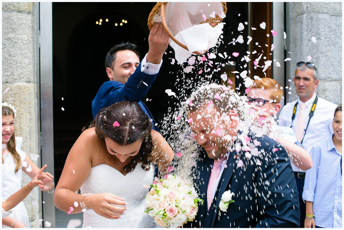 A chuva de  arroz a saída da igreja...