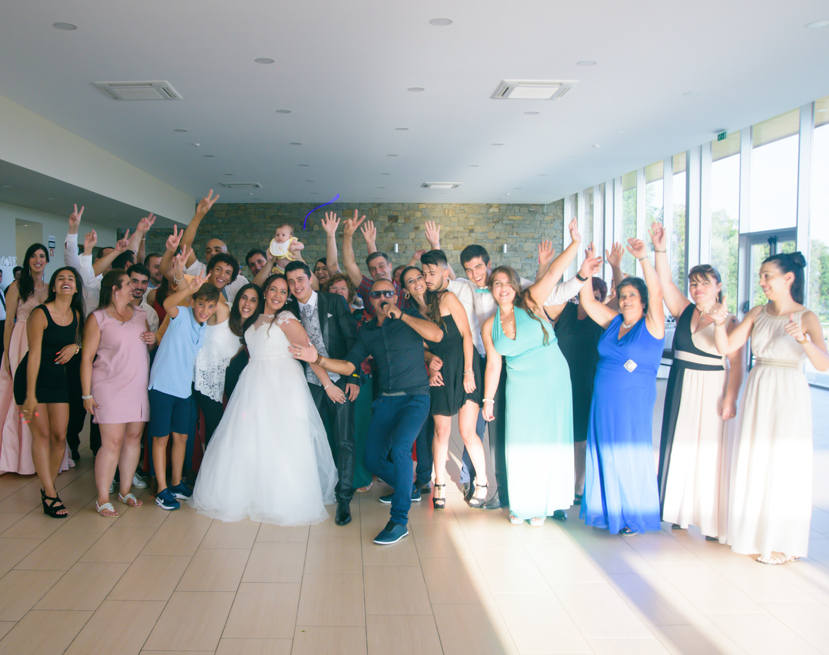 Os noivos e os amigos