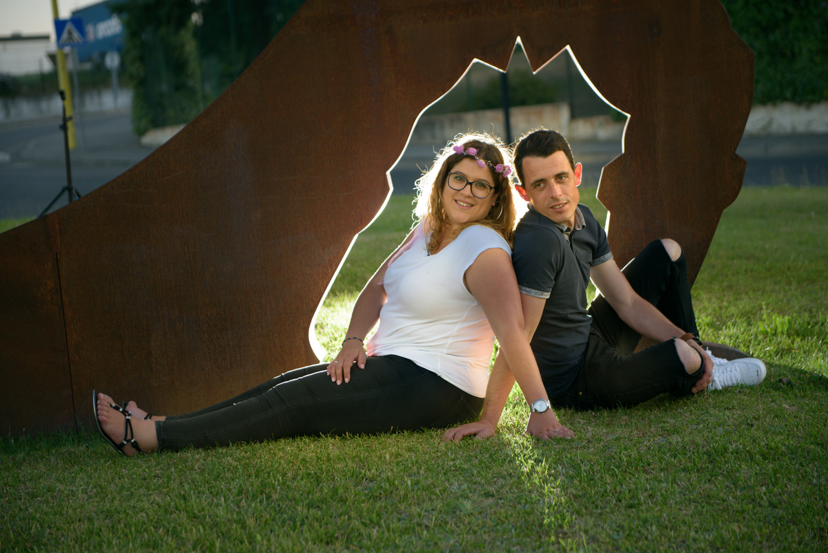Os noivos no parque em Bragança - Sessão pré casamento