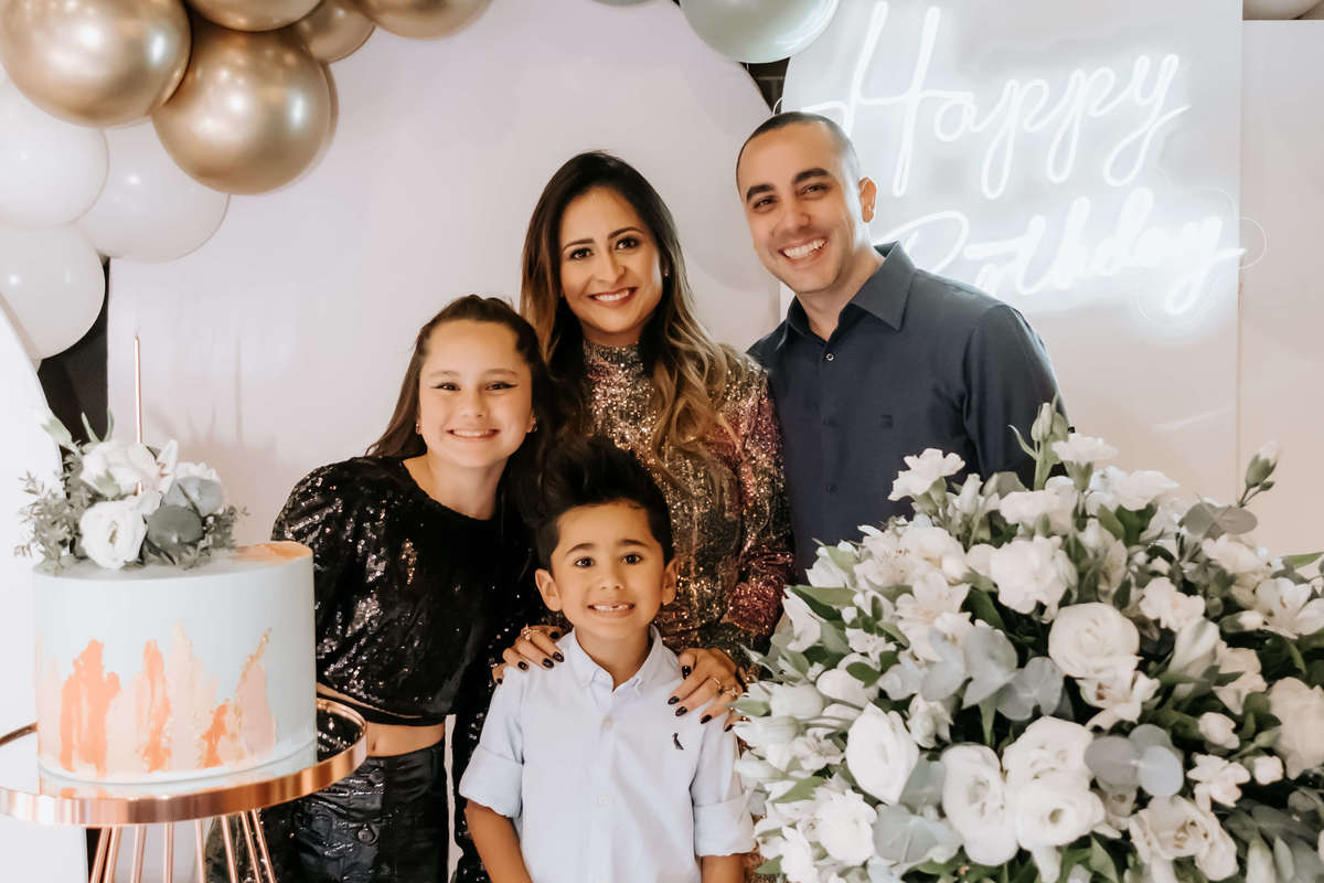 Fotógrafa festa 40 anos decoração minimalista Buffet Showtime Kids São Caetano do Sul