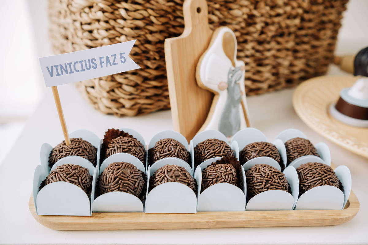 Festa infantil tema Ratatouille Paris influencer viagem Lalá Rebelo, São Paulo