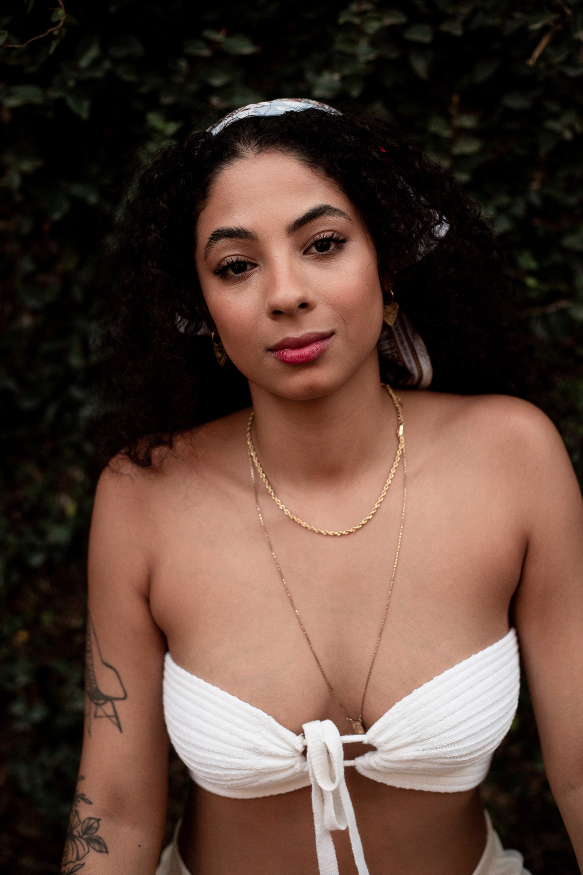 retrato-mulher-com-lenco