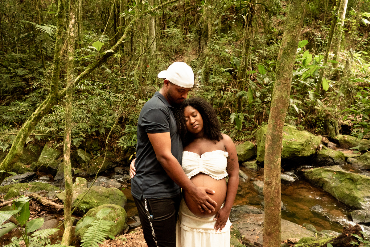 retrato-gestante-natureza-sp