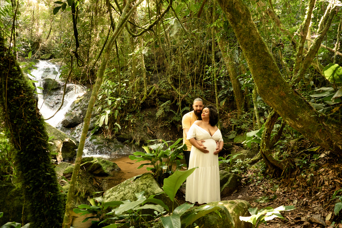 retrato-gestante-natureza-sp