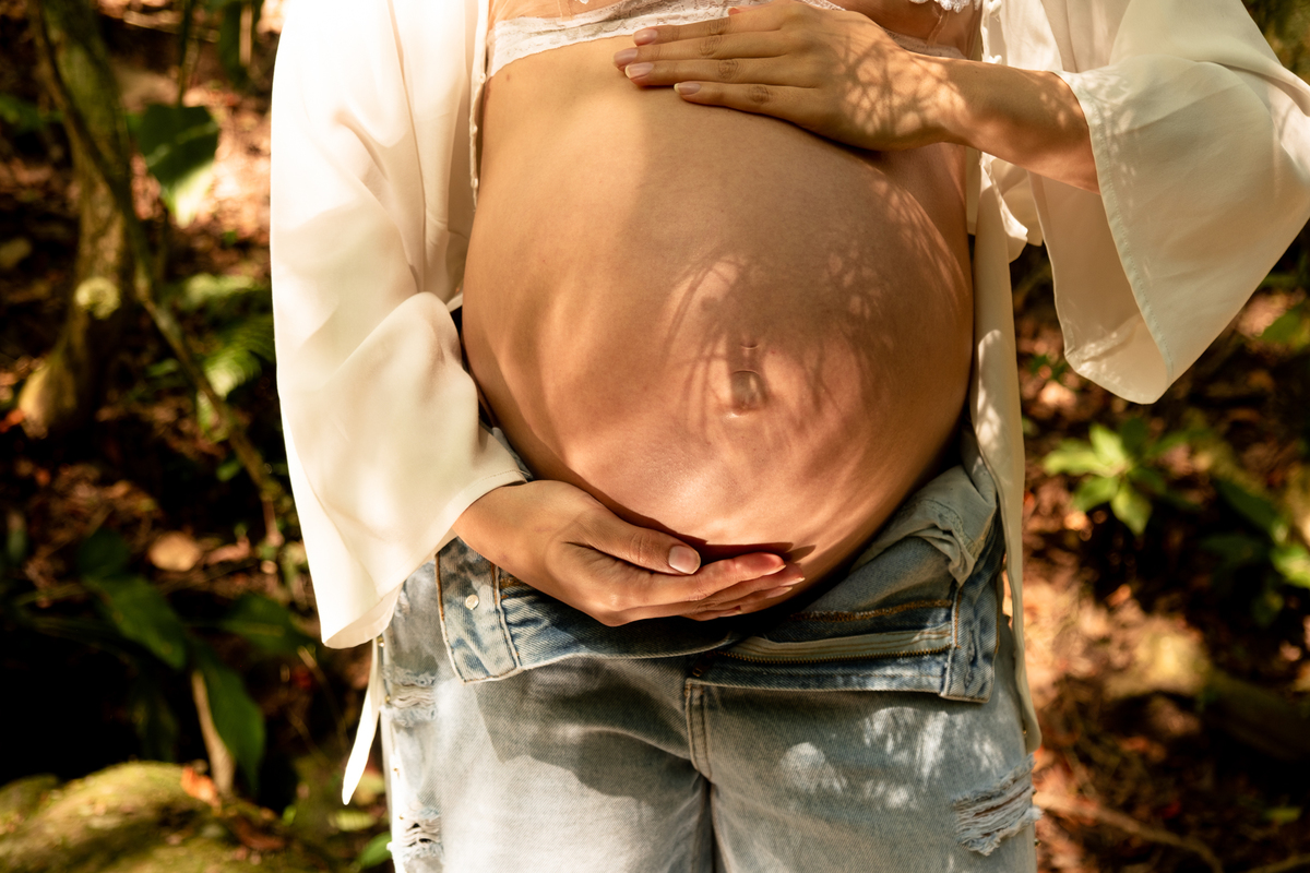 retrato-gestante-natureza-sp