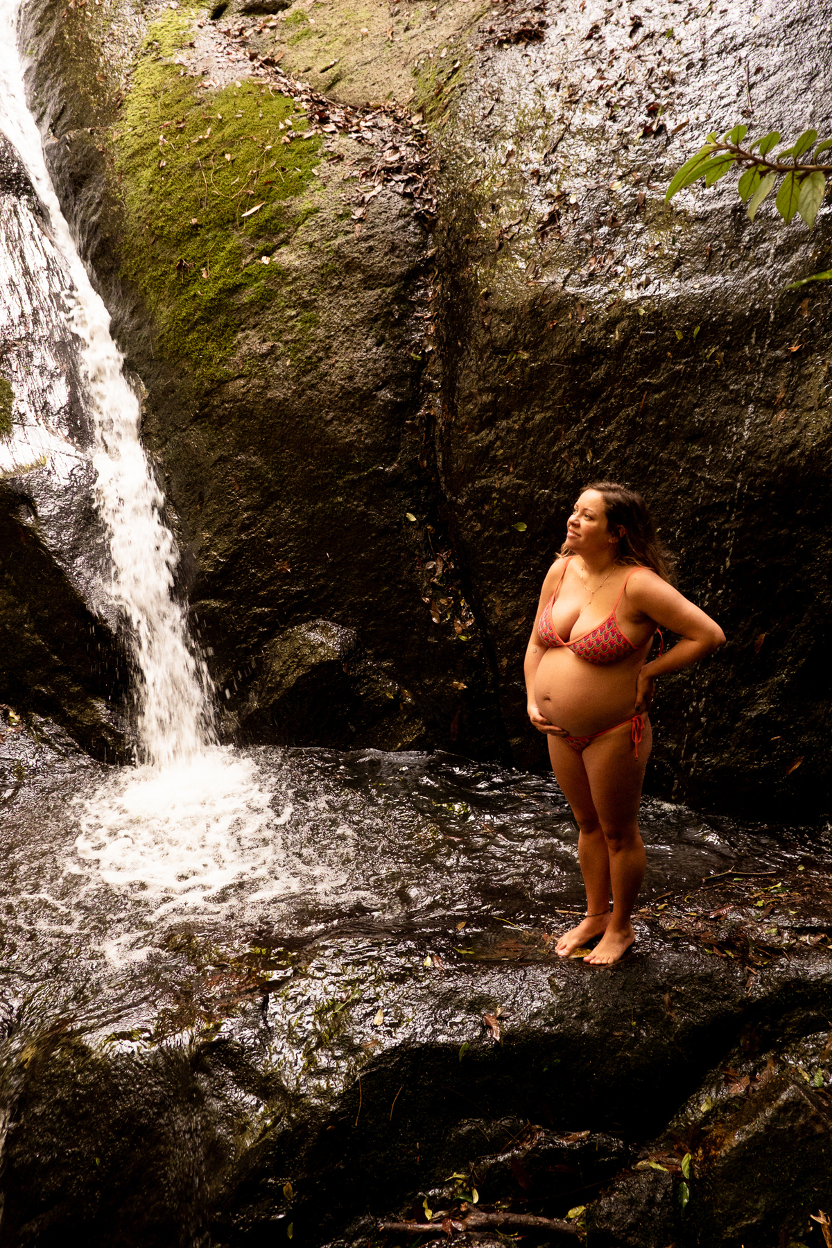 fotografia-gestante-cachoeira