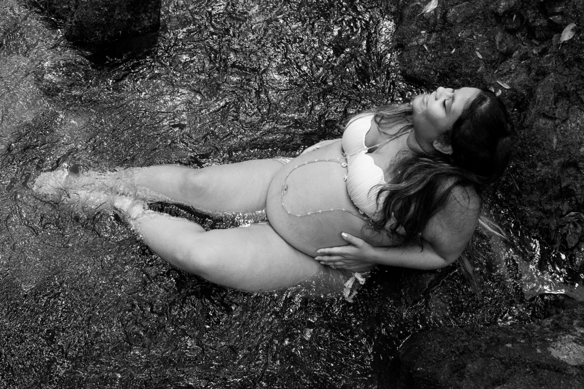 fotografia-gestante-cachoeira