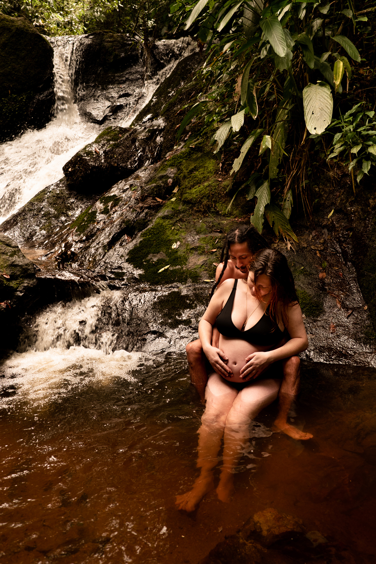 fotografia-gestante-cachoeira