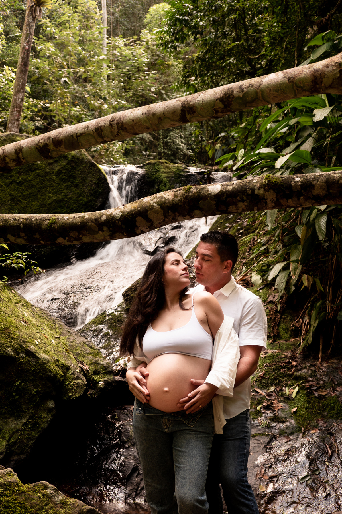 retrato-gestante-cachoeira
