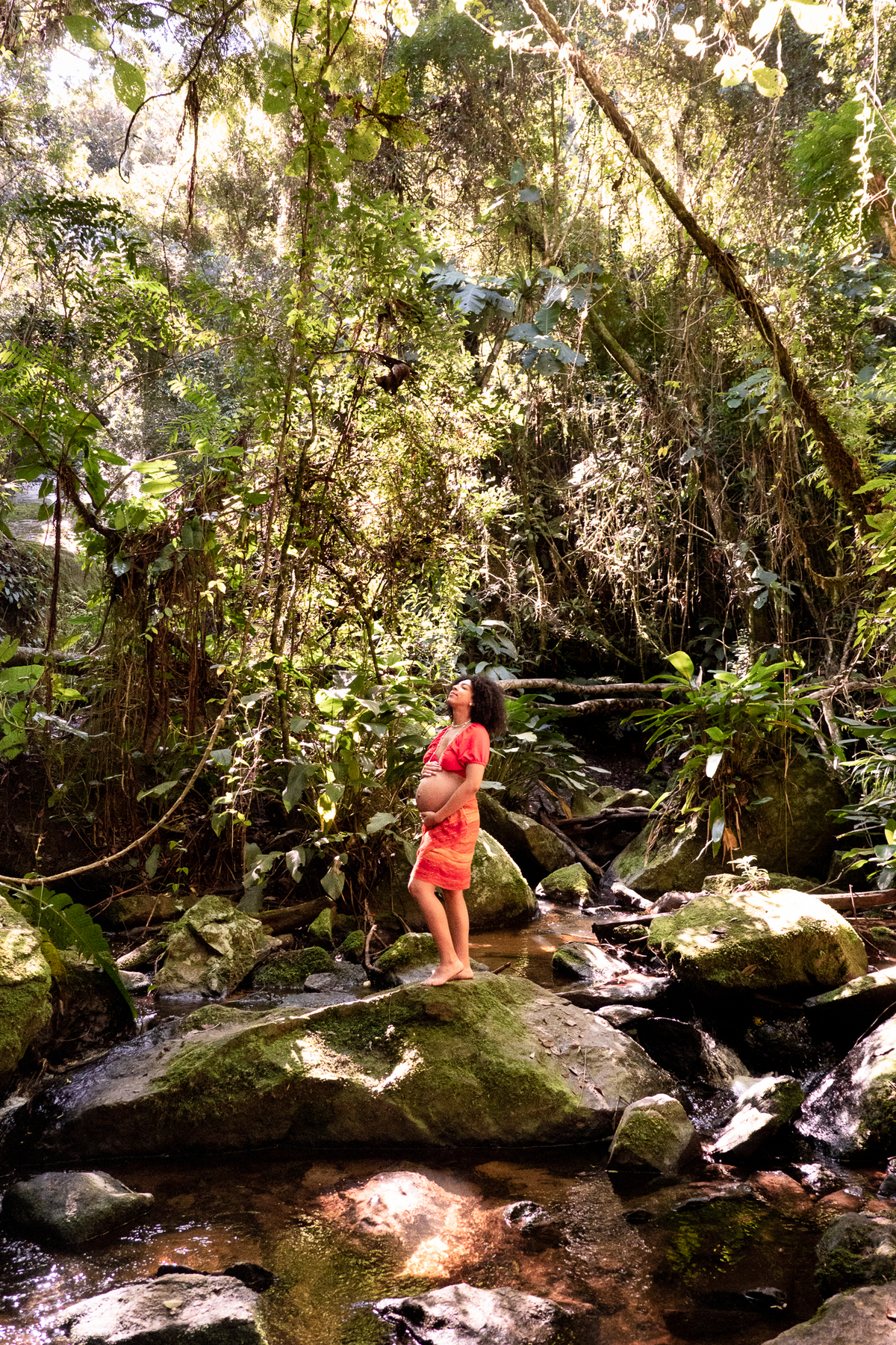 fotografia-gestante-cachoeira