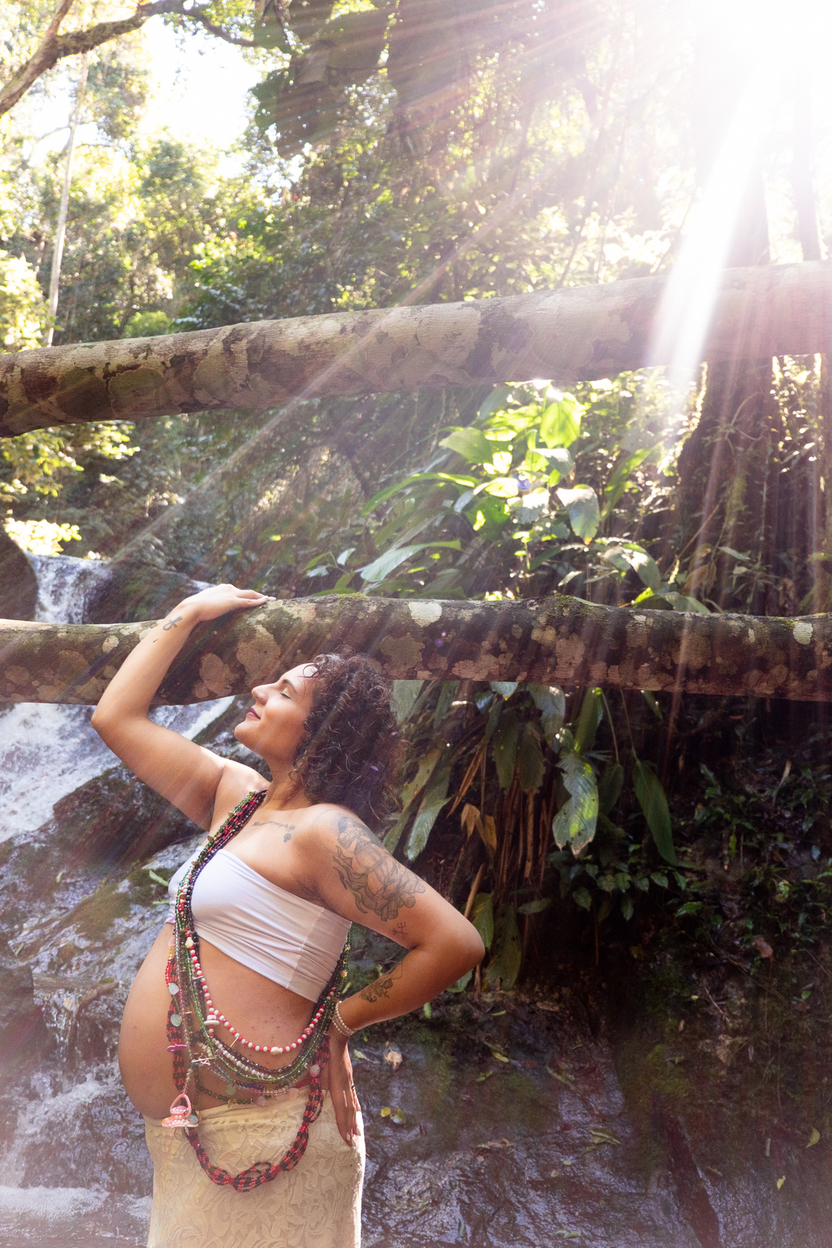 foto-gestante-cachoeira