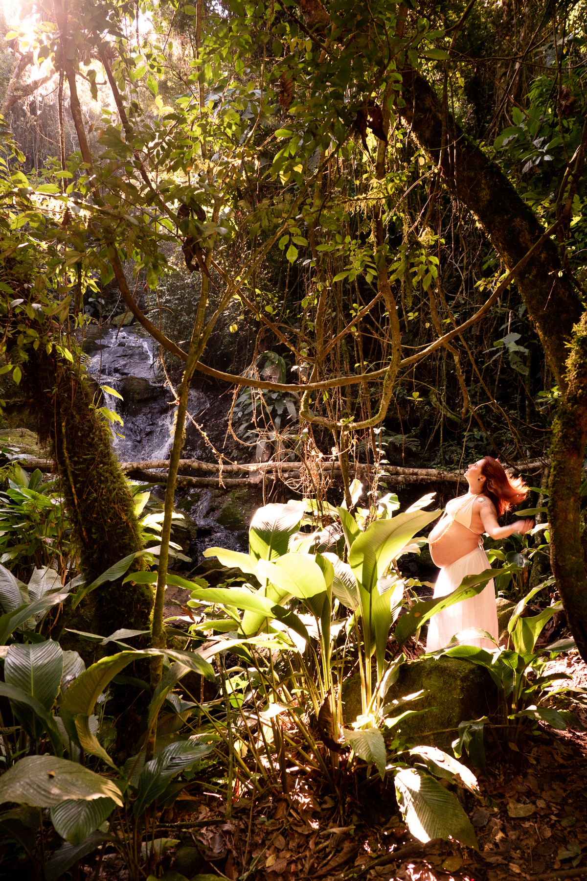 foto-gestante-cachoeira