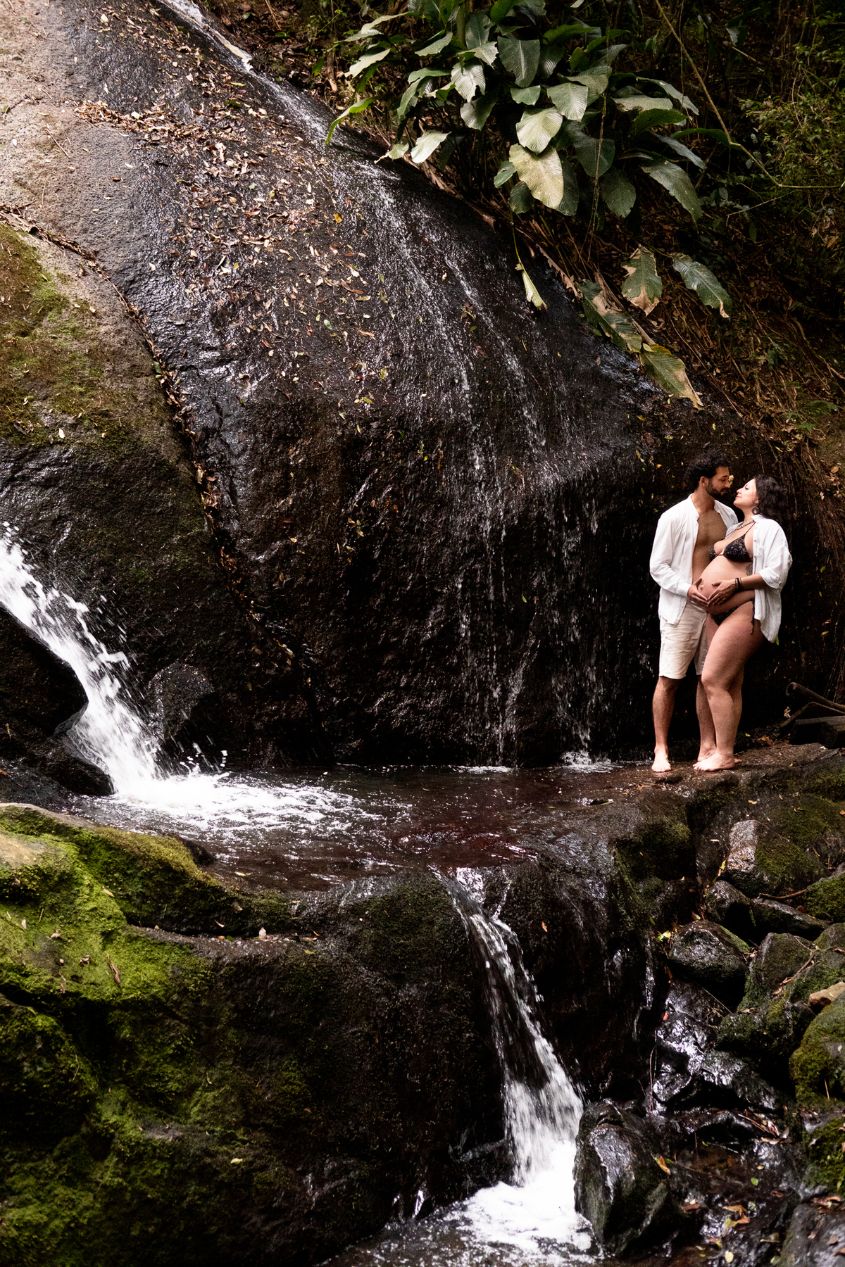 fotografia-gestante-cachoeira