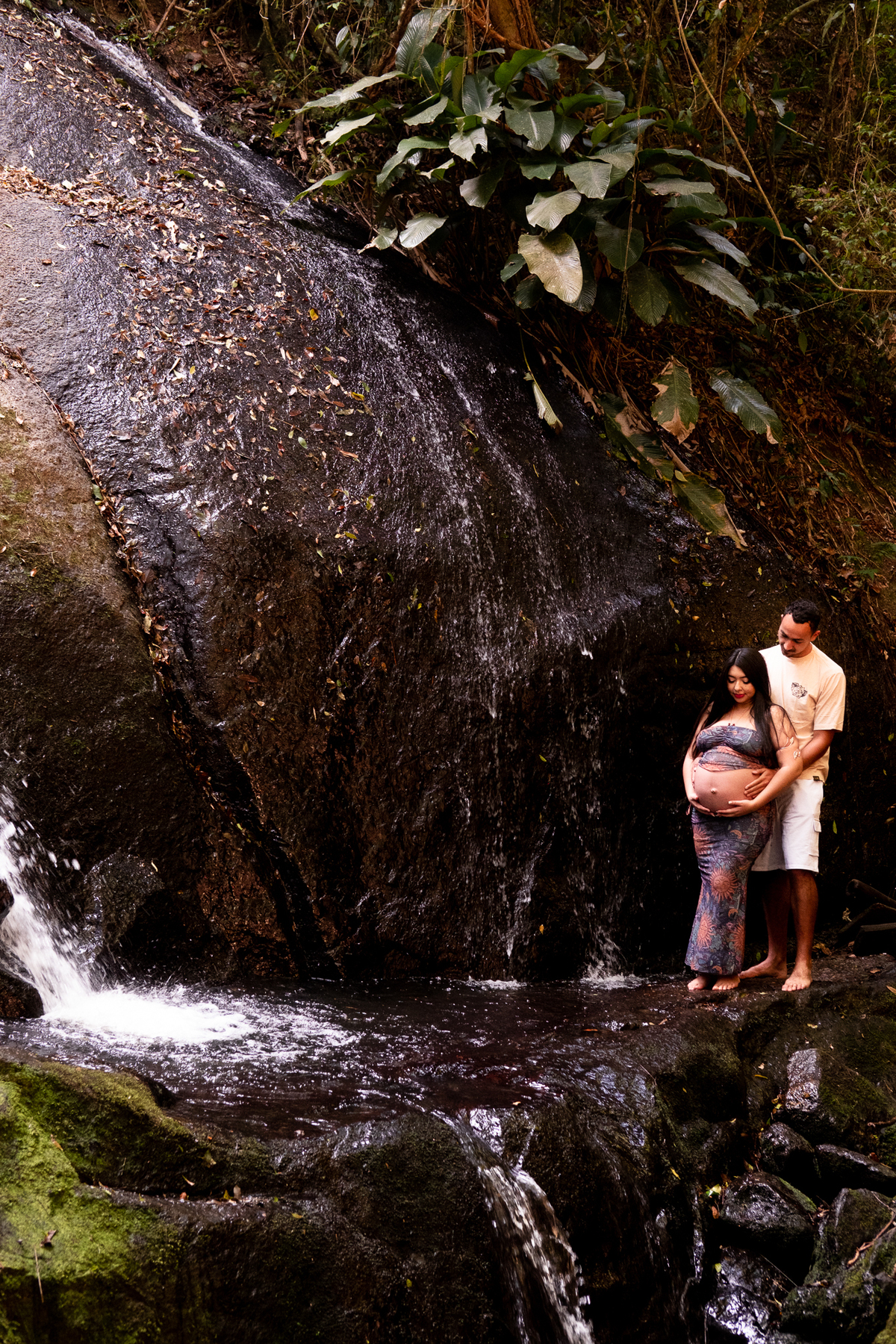 retrato-gestante-cachoeira