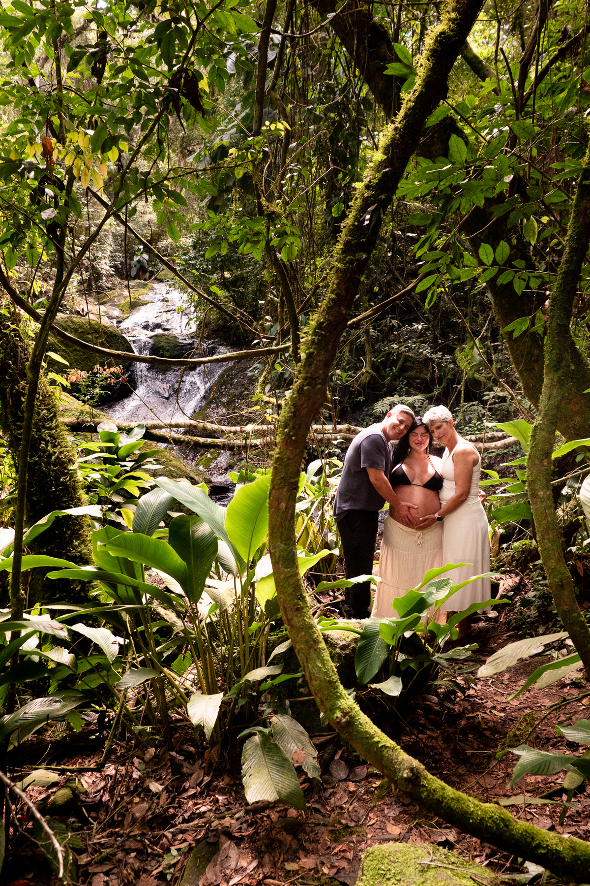 foto-gestante-cachoeira