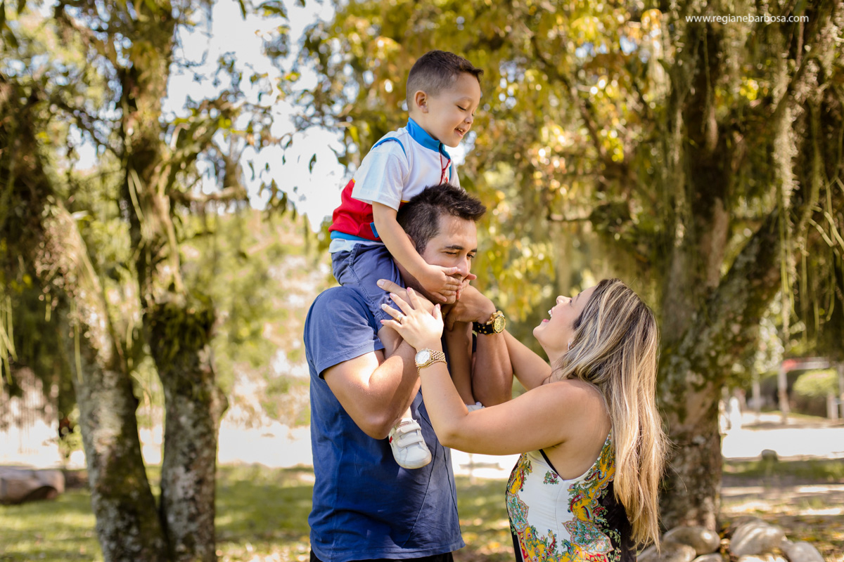 Ensaio em familia hotel fazenda villa forte engenheiro passos rj fotografia regiane barbosa