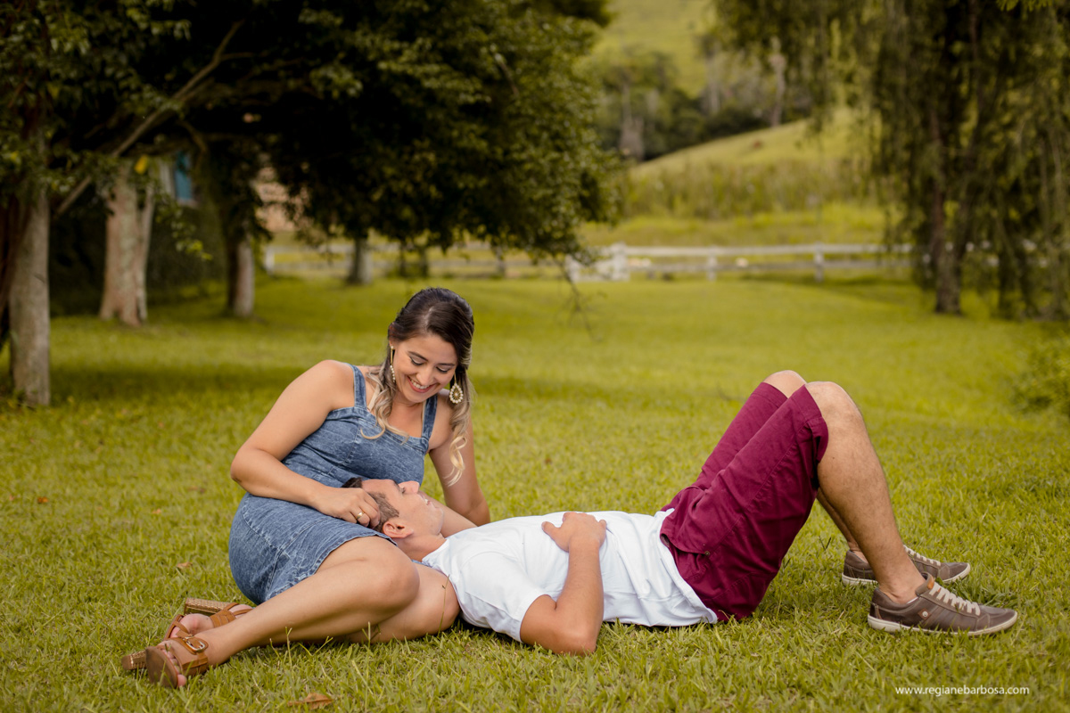 ensaio de casal pousada serra que chora itanhandu mg regiane barbosa fotografia espontaneidade e emocao a flor da pele