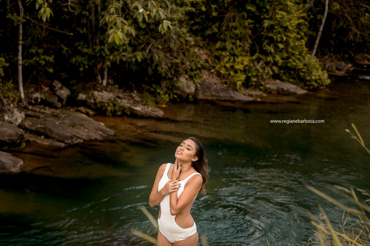 Retrate Ensaios Femininos Regiane Barbosa Fotografia Pedreira Lavrinhas Cruzeiro SP