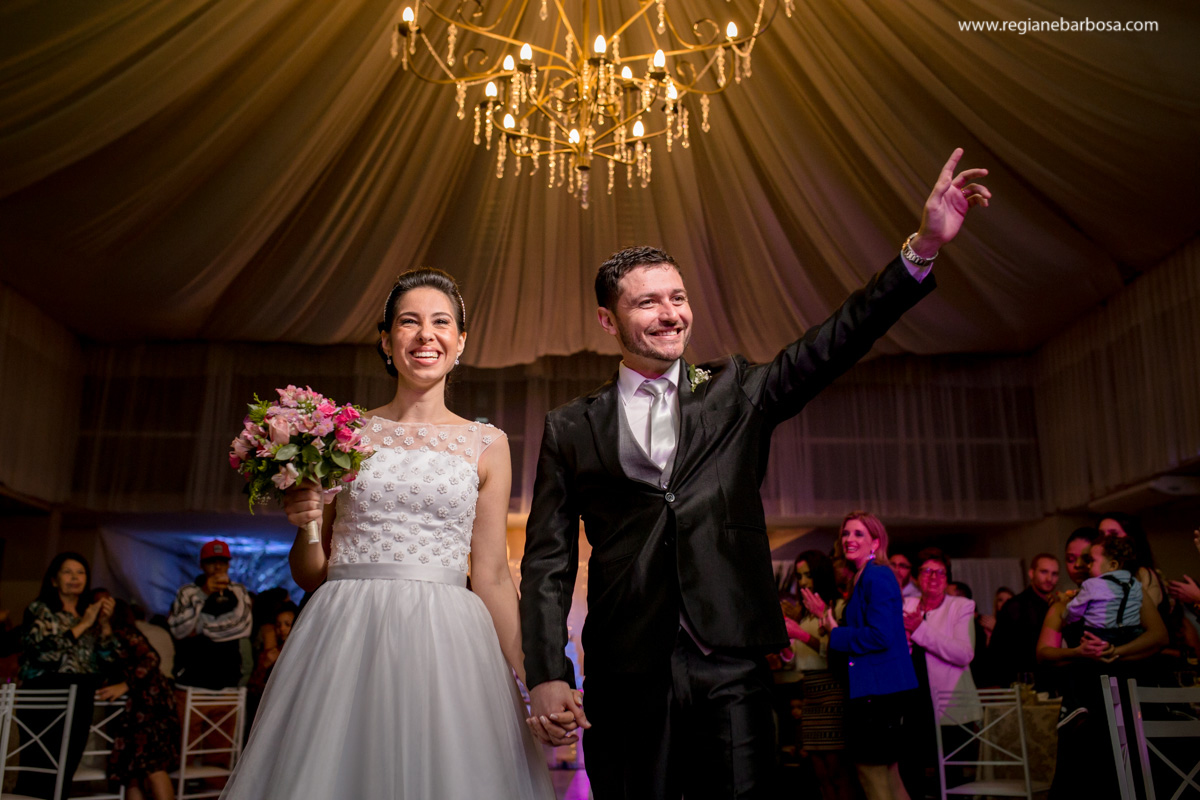 Casamento Cachoeira Paulista Igreja Sao Sebastiao Festa Clube Literario Regiane Barbosa Fotografia
