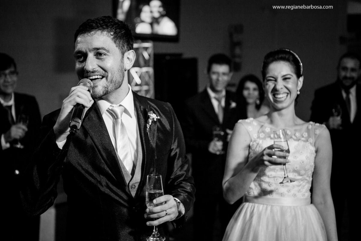 http://www.regianebarbosa.com/portfolio/casamento/125137-casamento-luara-e-marcio-cachoeira-paulista-sp