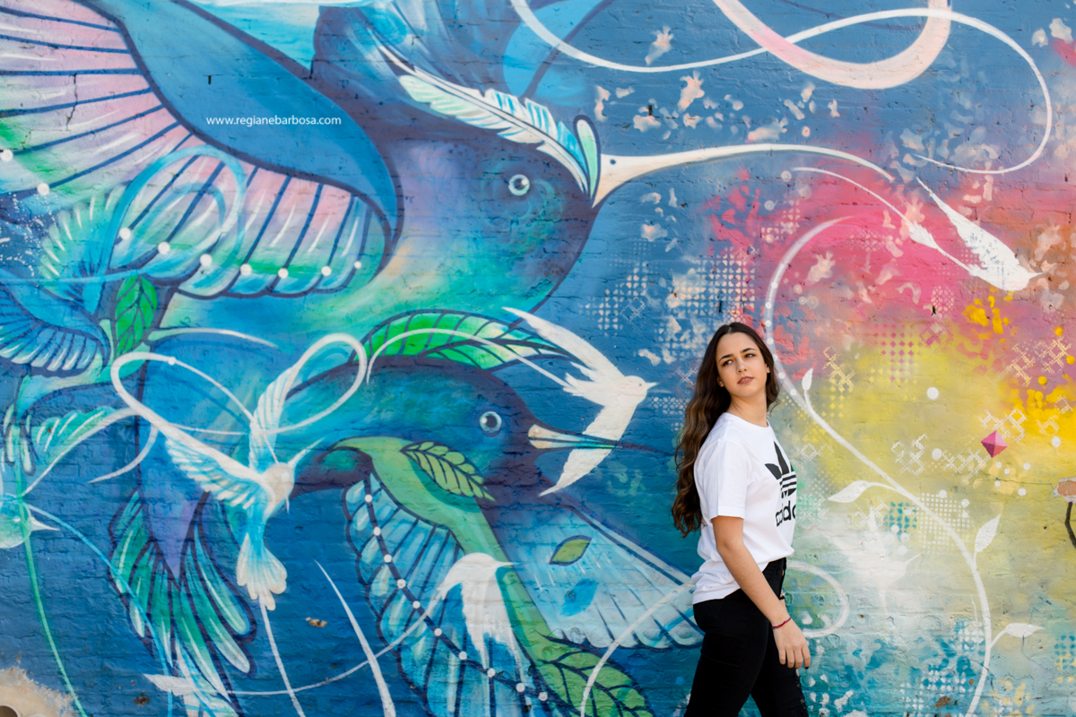 Beco do Batman Sao Paulo ensaio fotografico 15 anos espontaneidade movimento cores Regiane Barbosa