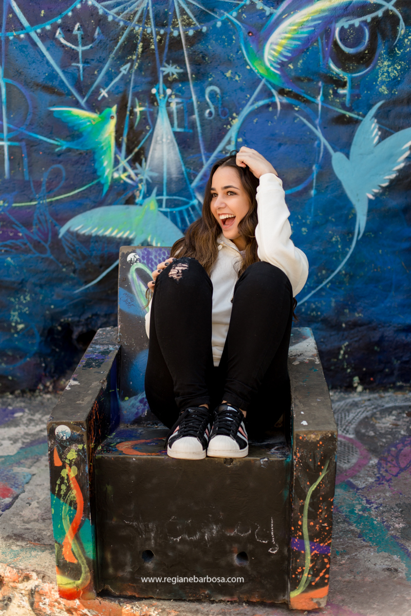 Beco do Batman Sao Paulo ensaio fotografico 15 anos espontaneidade movimento cores Regiane Barbosa