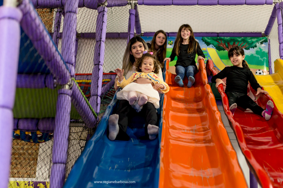 Festa unicornio 2 anos buffet carinhoso Cruzeiro SP Regiane Barbosa Fotografa beleza espontaneidade e diversao