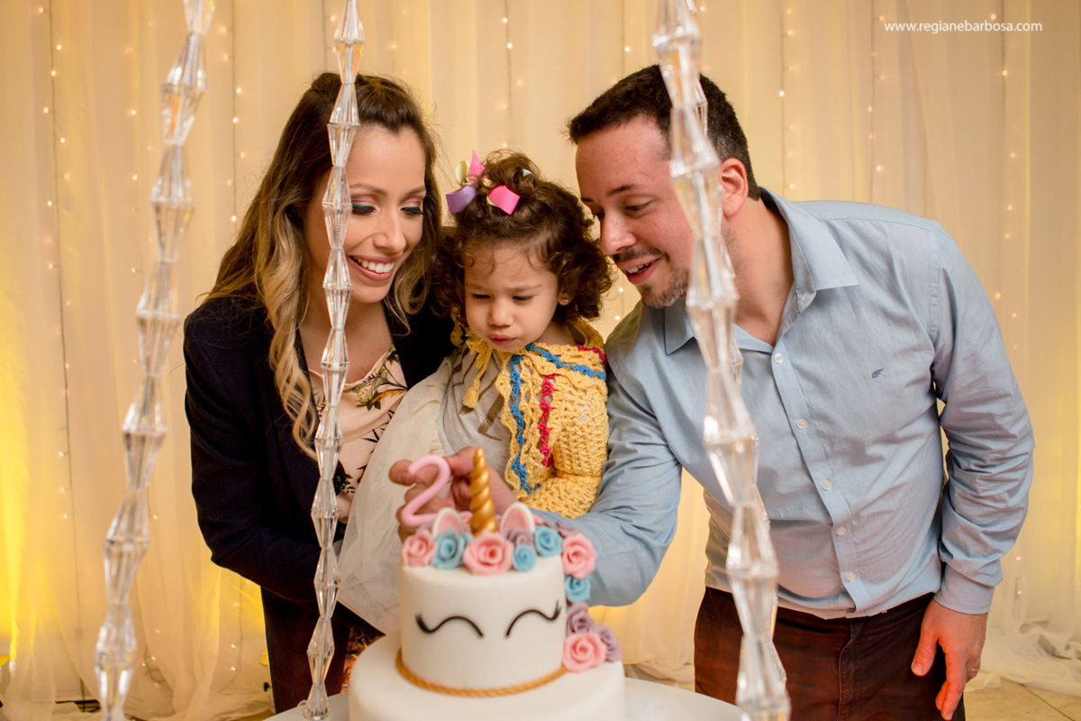 Festa unicornio 2 anos buffet carinhoso Cruzeiro SP Regiane Barbosa Fotografa beleza espontaneidade e diversao