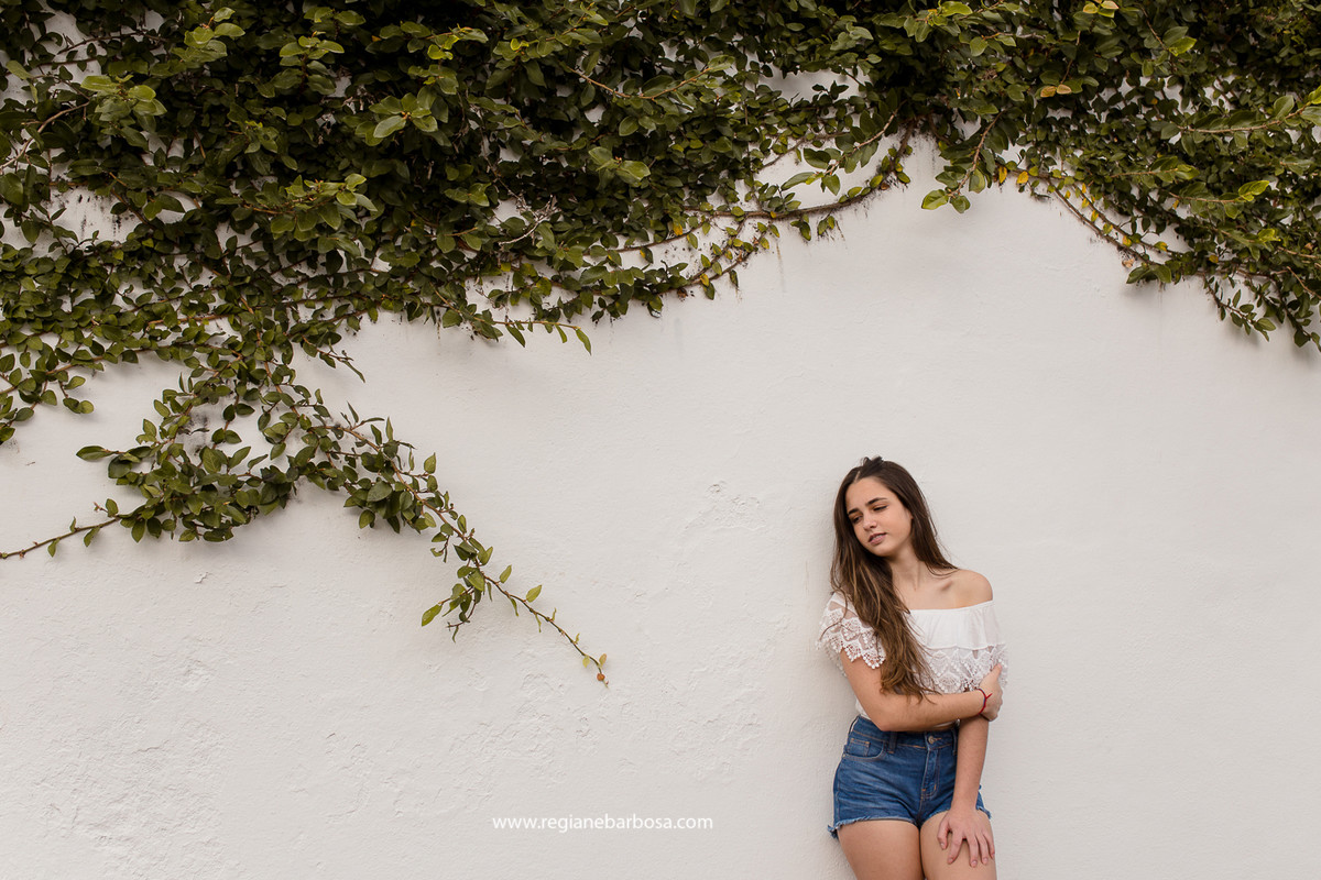 Fotografia Trindade Paraty RJ barco baloes ceu azul mar tranquilo ensaio 15 anos praia Regiane Barbosa Fotografia