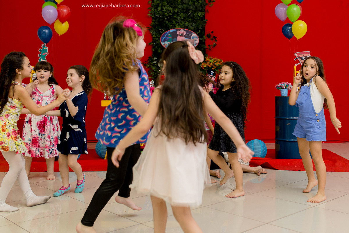 Aniversario 7 anos menina buffet fabrica de sonhos cruzeiro sp diversao e espontaneidade regiane barbosa fotografia