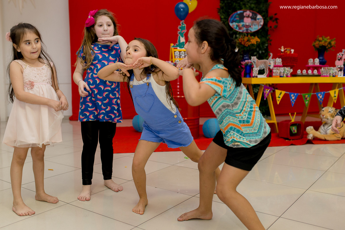 Aniversario 7 anos menina buffet fabrica de sonhos cruzeiro sp diversao e espontaneidade regiane barbosa fotografia