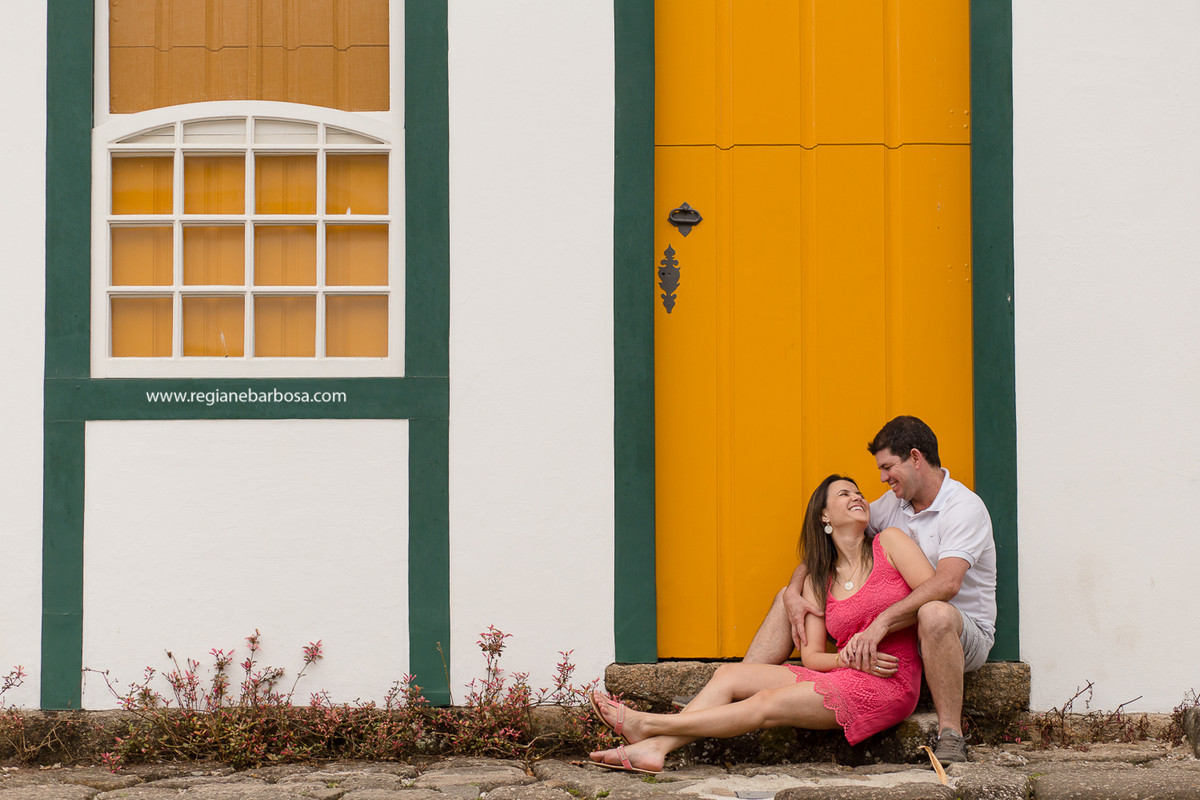 Fotografia de Casal Paraty Trindade RJ Regiane Barbosa Fotografa Vale do Paraiba