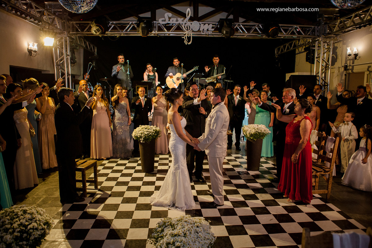 Casamento Pousada Flor da Serra Cruzeiro SP Fotografa Regiane Barbosa Casamento no campo