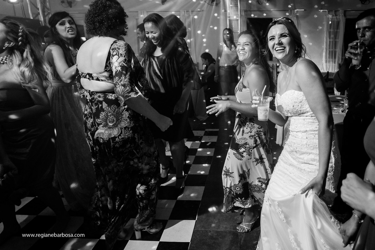 Casamento Pousada Flor da Serra Cruzeiro SP Fotografa Regiane Barbosa Casamento no campo